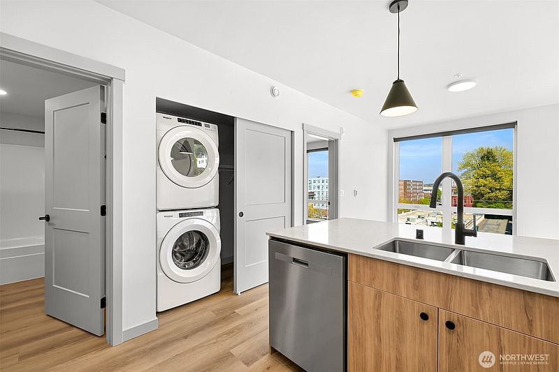 5th image of 820 N State Street #520