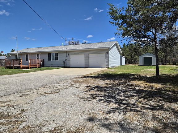 4th image of 1799 S Stephan Bridge Rd