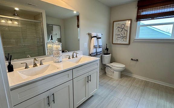 Owners Bathroom
