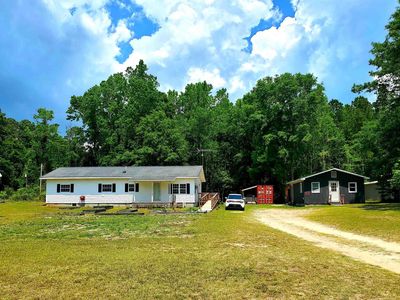3239 Mill Swamp Rd., Longs, SC, 29568