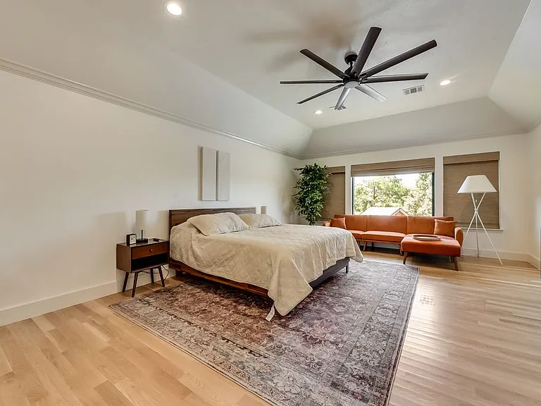 2216 Ridgecrest Trl — Photo 30