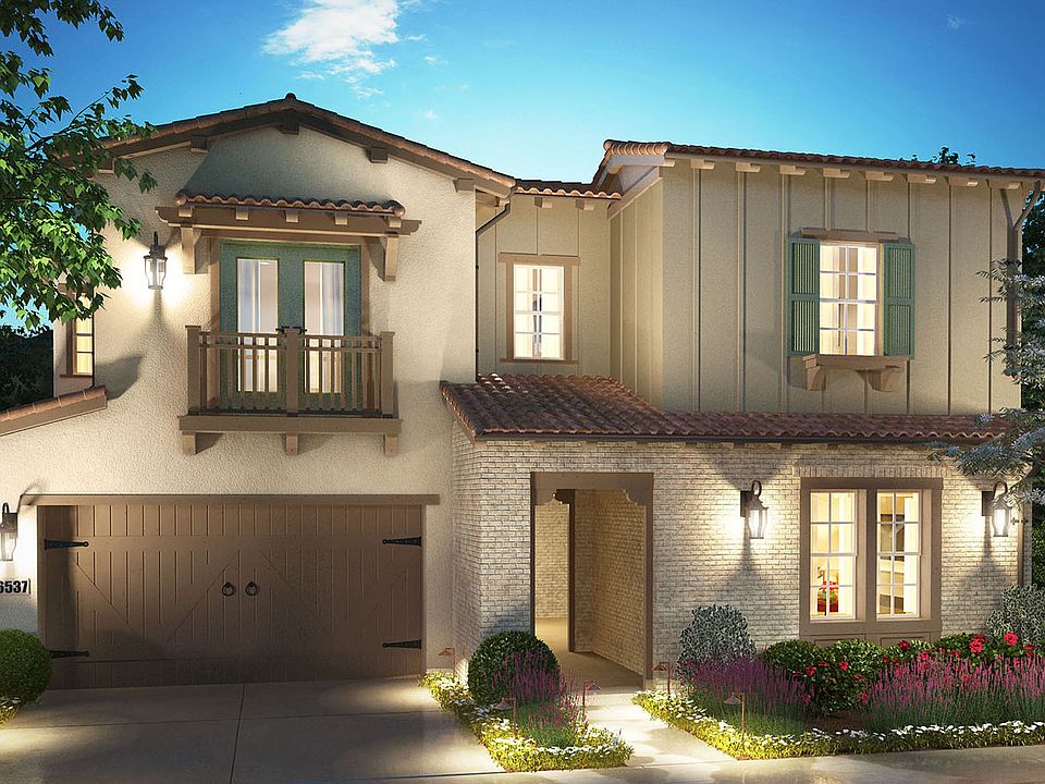 Aubergine at Esencia Residence 3A Exterior