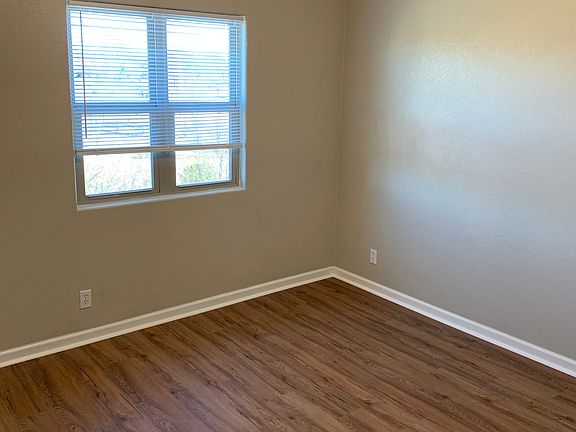 4th image of 2407 S Outer Rd #351