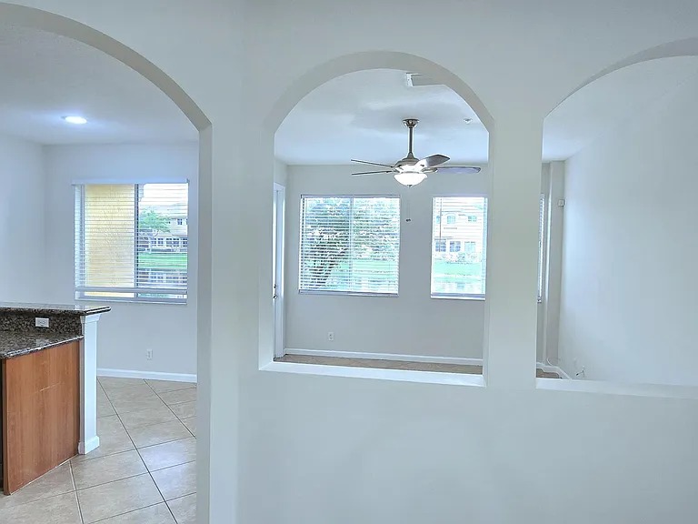 4305 Coventry Pointe Way — Photo 9