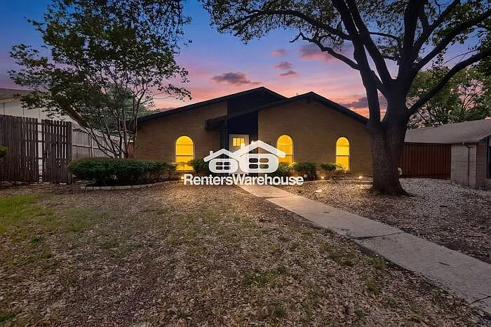 913 Overdowns Dr — Photo 1