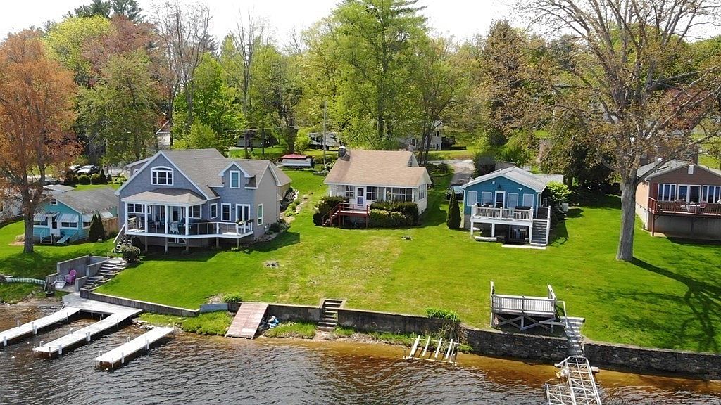 123 Maple St, East Brookfield, MA 01515 Zillow