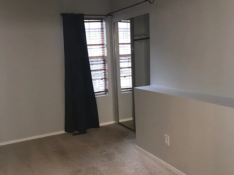 2952 Aspen Woods Entry — Photo 16