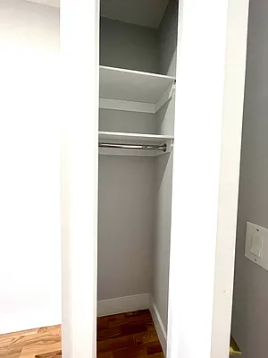 Rented by Evergreen Realty & Investments | media 19