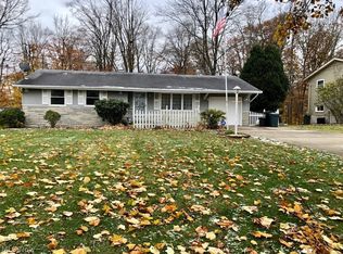 4707 Warwick Dr S, Canfield, OH
