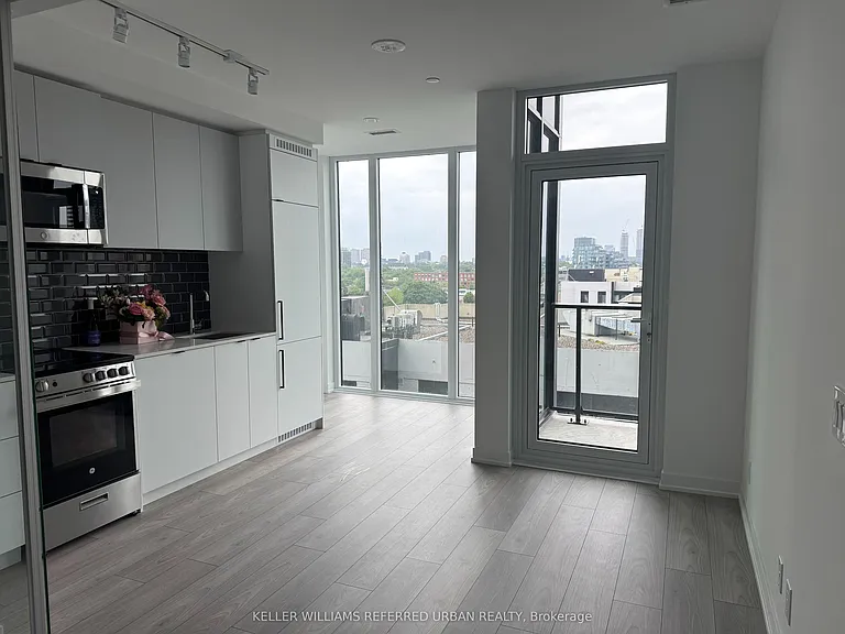 285 Dufferin St #727 — Photo 5