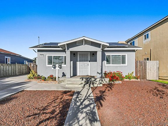 4th image of 4806 Castle Ave