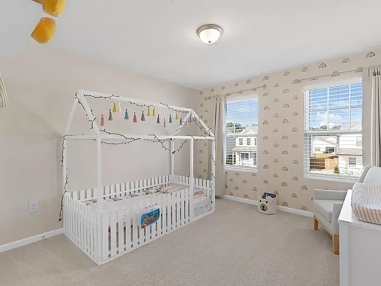 2nd bedroom