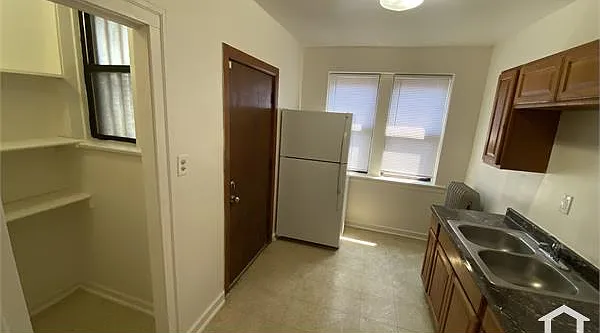 5573 W Monroe St #5B — Photo 9