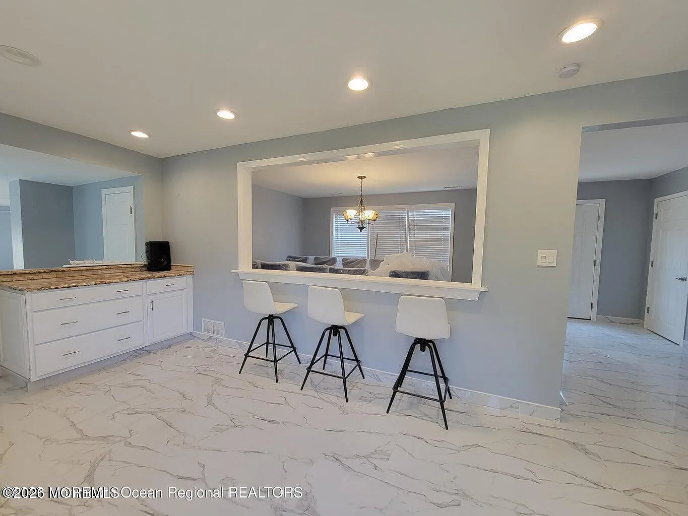 3 bed, $2,350 — Photo 4