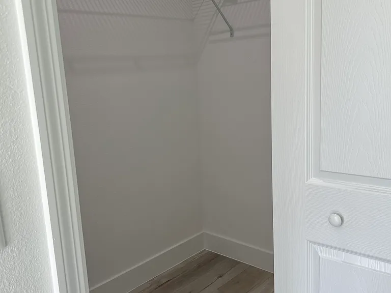 488 Marion Oaks Trl — Photo 5