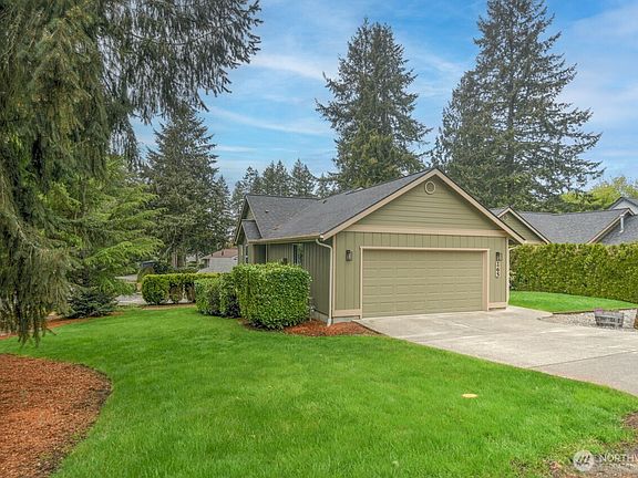 4th image of 265 SE Valley View Way
