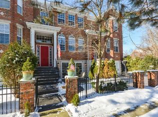 2622 Blakely Ln, Naperville, IL 60540