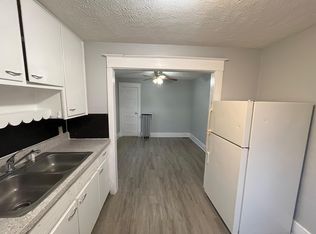 518 W 7th St, Mishawaka, IN