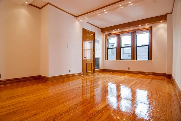 Rented by WAM Partners - William Moses Co. | media 87