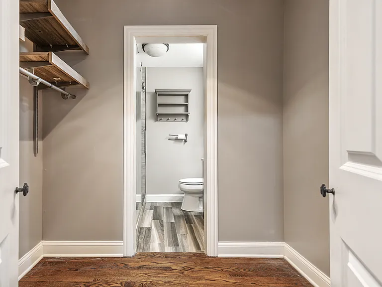 713 Acadia Ct — Photo 16
