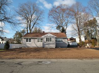 233 Griffin Ave, Bridgeport, CT 06606