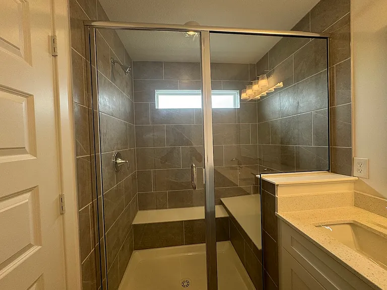 13847 Gatsby Dr — Photo 100