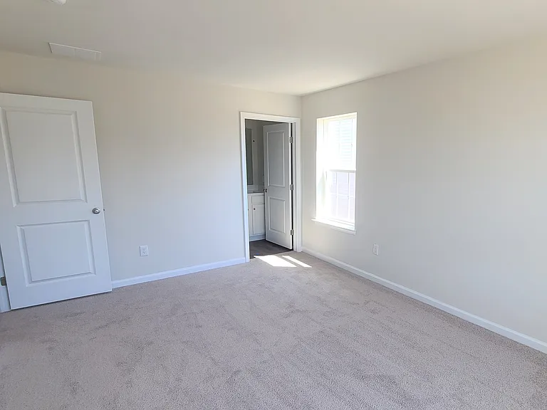 874 Peaceful Ln — Photo 15