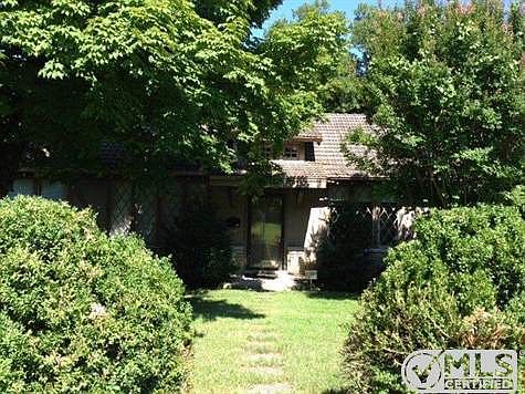 1st image of 1414 17th Ave S