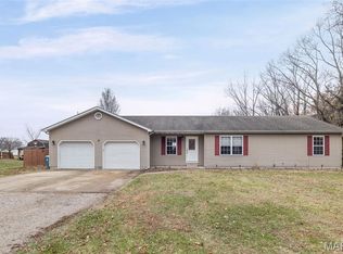 507 N Shirley St, Worden, IL