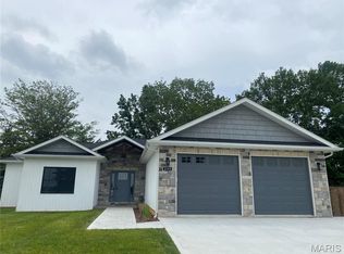 235 Sunny Dr, Rolla, MO 65401
