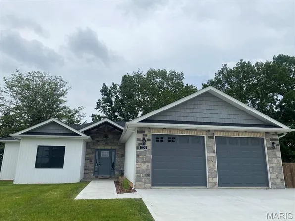 235 Sunny Dr, Rolla, MO 65401