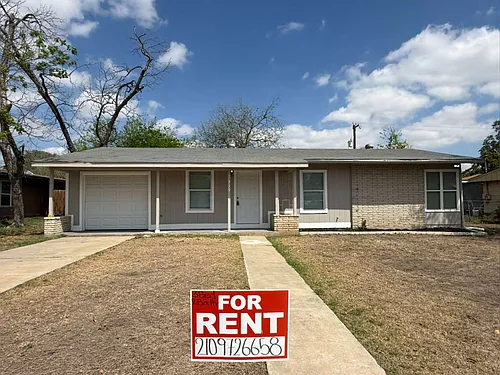 339 Brettonwood Dr Photo 1