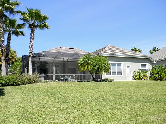 5th image of 11925 Royce Waterford Cir