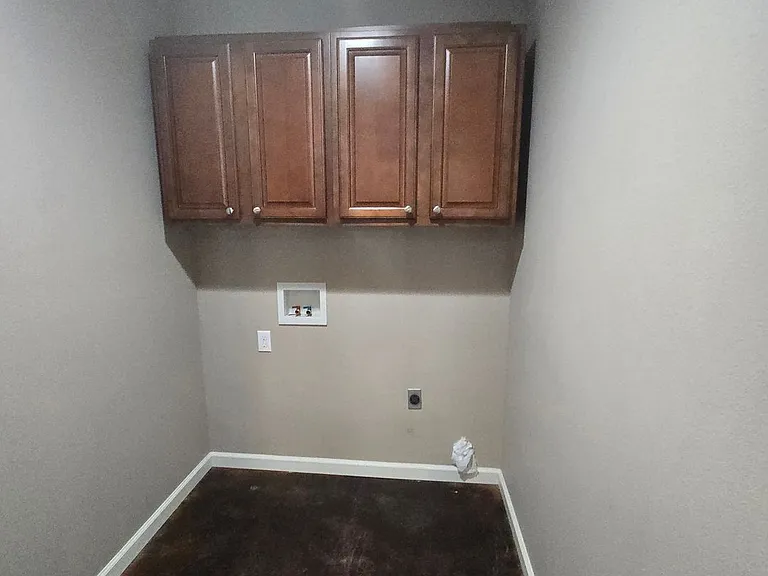 1423 McLain St #9 — Photo 14