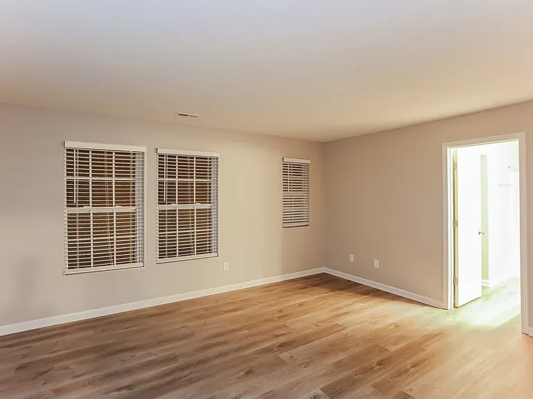 4210 Kellybrook Dr — Photo 7
