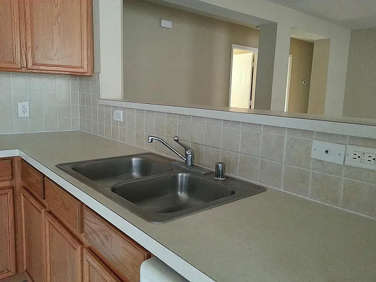 22851 Twisting Pine Dr — Photo 5