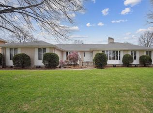 1759 Pinehurst Ln, Waterloo, IA 50701