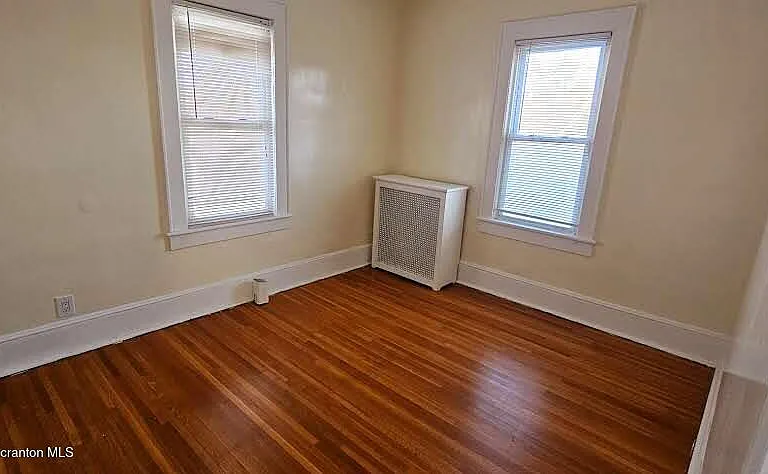 611 Colfax Ave — Photo 9