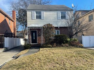 64-33 184th St, Fresh Meadows, NY 11365
