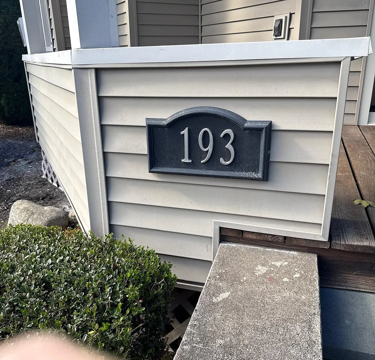 2 bed, 750 sqft, $2,700 — Photo 2