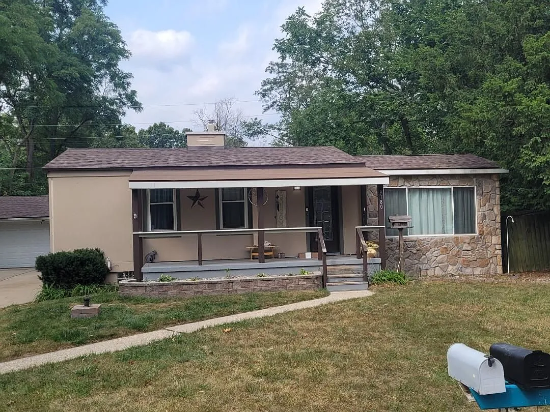9180 Blondell Ave photo 1