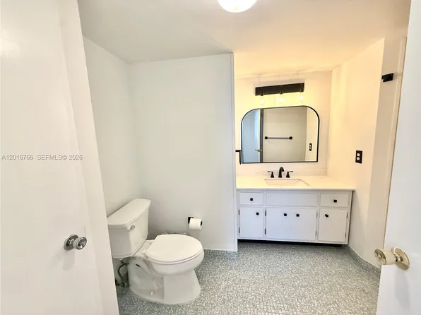 1351 NE Miami Gardens Dr, Miami, FL
