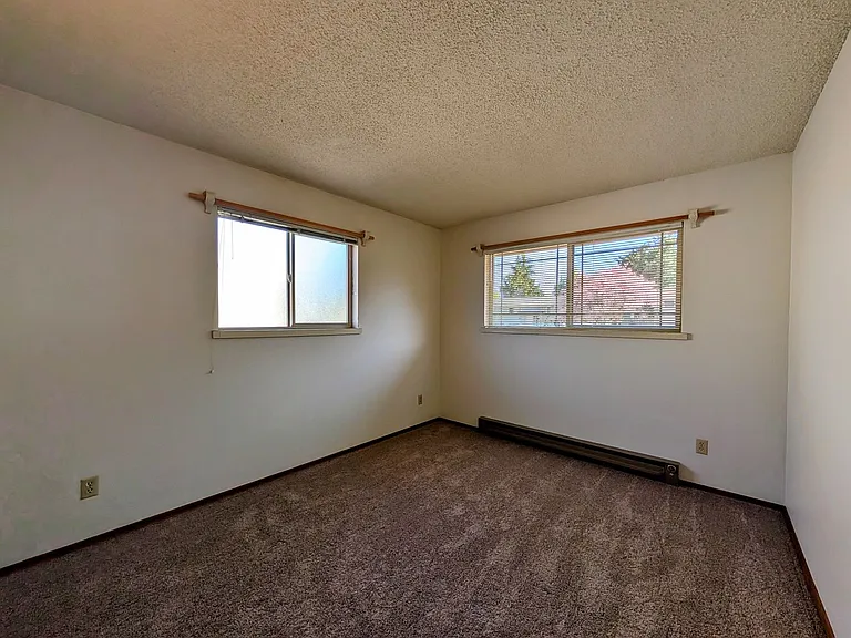 1616 Jefferson St — Photo 22