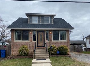 204 Clover Ave, Croydon, PA 19021