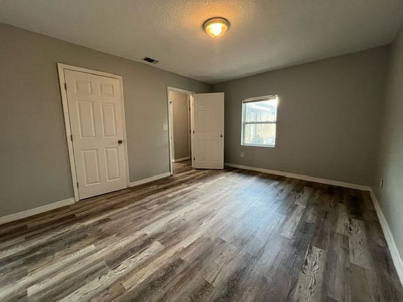 4th image of 701 Tropic St #A