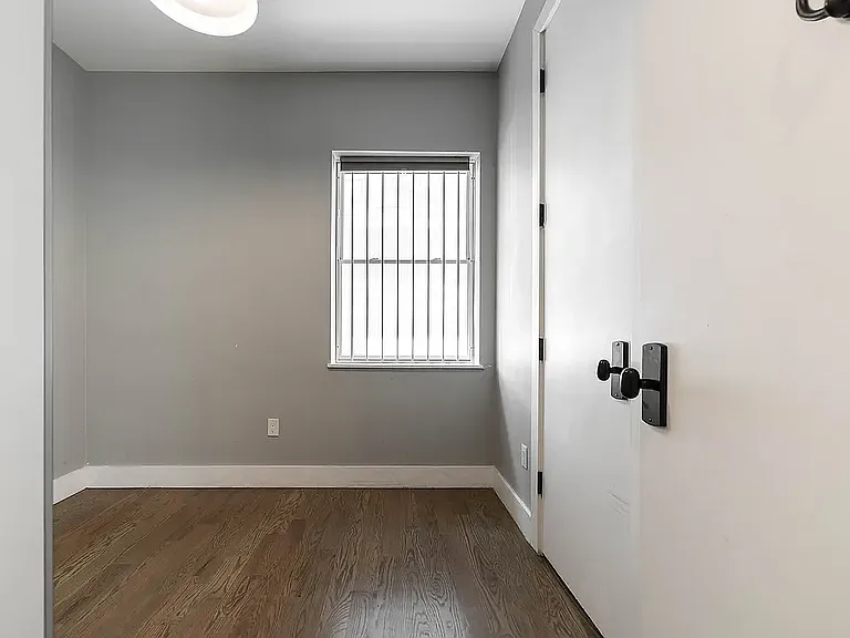 806 Saint Johns Pl #1B — Photo 6