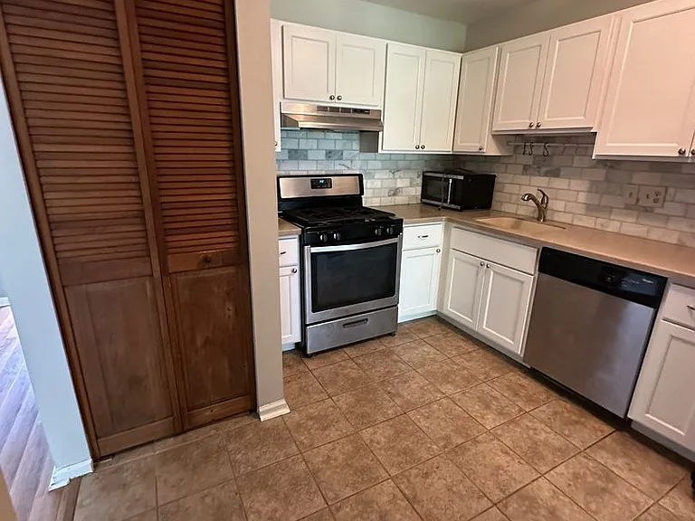 41 River Bank Dr — Photo 8