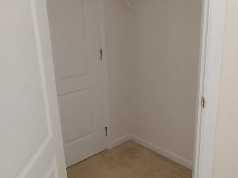 15309 Markham Dr — Photo 15