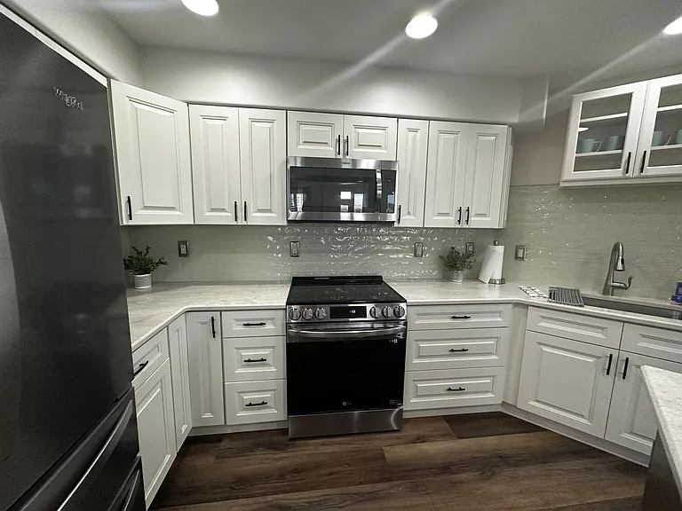 16420 Millstone Cir — Photo 6