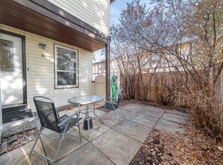 3200 E 60th St NE, Calgary, AB T1Y4K8